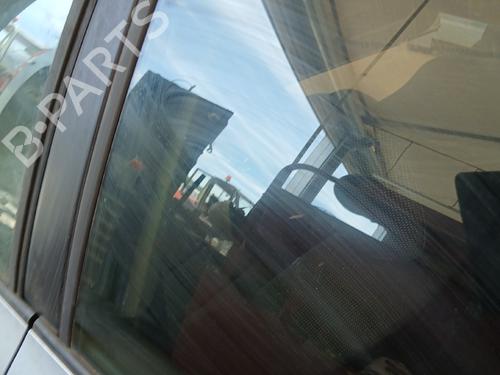 Used Rear left door window Rear left door window 37178142 37178142