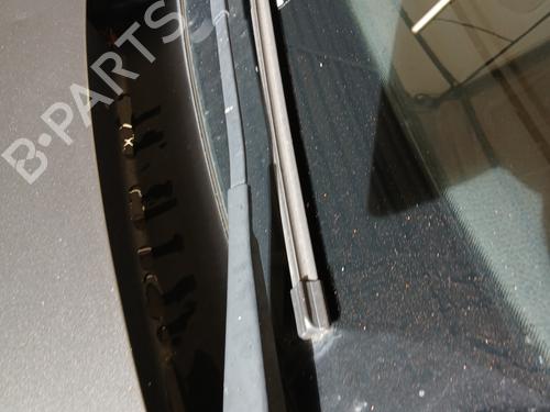 front-windshield-wiper-arm-vw-touareg-7p5-7p6-2010-2011-2012-2013-2014-2015-2016-2017-2018-32315150 main image