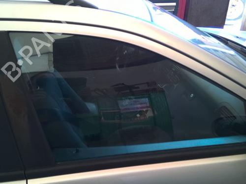 front-right-door-window-mercedes-benz-c-class-t-model-s203-2001-2002-2003-2004-2005-2006-2007-39937769 main image