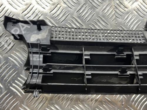Grille VW GOLF IV (1J1) 1.6 16V | BP21277597C40 