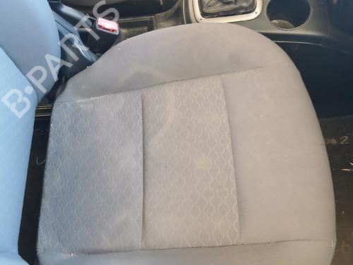Right front seat MAZDA 2 (DY) | BP36140843C16 - Image 2