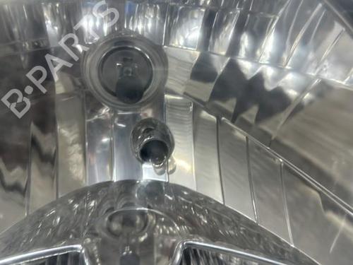 Used Right headlight Right headlight RENAULT TWINGO I (C06_) 1.2 16V (C06C, C06D, C06K) (75 hp) 20882357 20882357