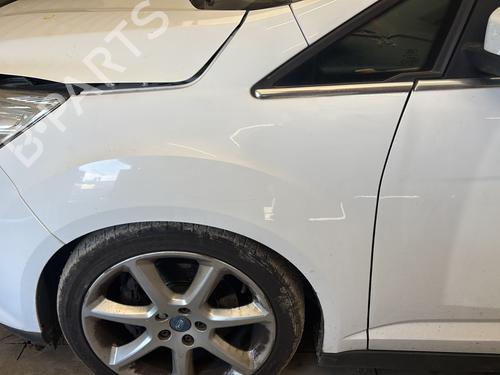 Used Left front fenders FORD C-MAX II (DXA/CB7, DXA/CEU) 2.0 TDCi (140 hp) 31270537