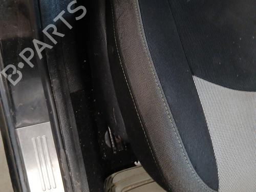 Right front seat PEUGEOT 206 SW (2E/K) 1.4 HDi | BP31642130C16  - Image 9