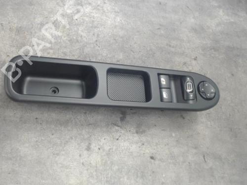 Used Left front window switch Left front window switch PEUGEOT 207 (WA_, WC_) 1.6 HDi 110 (112 hp) 40531241 40531241