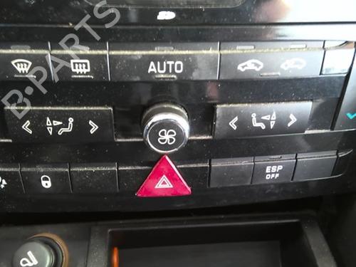 Used Climate control Climate control PEUGEOT 407 SW (6E_, 6D_) 2.0 HDi (140 hp) 40437268 40437268