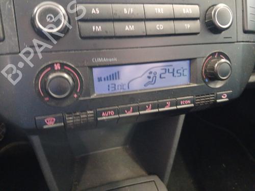 Commande Chauffage VW POLO IV (9N_, 9A_) 1.9 TDI (101 hp) 31907647