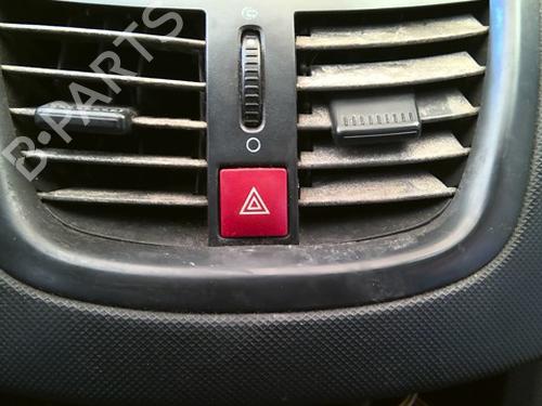 Warning switch PEUGEOT 206+ (2L_, 2M_) 1.1 | BP39979901I22 - Image 2