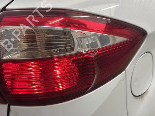 Feu arrière droit FORD C-MAX II (DXA/CB7, DXA/CEU) 2.0 TDCi (140 hp) 31270542