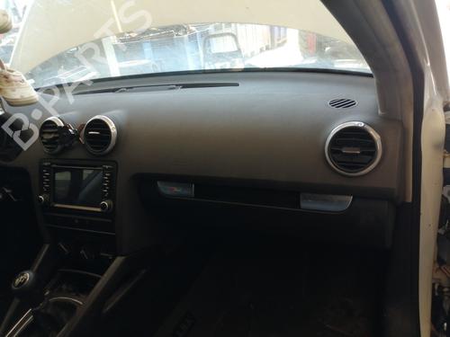 Used Dashboard AUDI A3 Sportback (8PA) 1.9 TDI (105 hp) 27149605