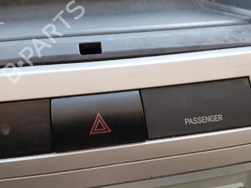 Warnblinkschalter für Warnblinkschalter TOYOTA COROLLA Verso (ZER_, ZZE12_, R1_) 2.2 D-4D (AUR10_, AUR10R) (136 hp) 36009298 36009298