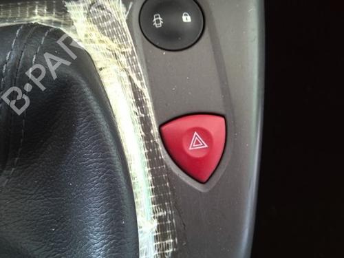 Used Warning switch Warning switch RENAULT SCÉNIC II (JM0/1_) 1.9 dCi (JM14) (131 hp) 39980068 39980068