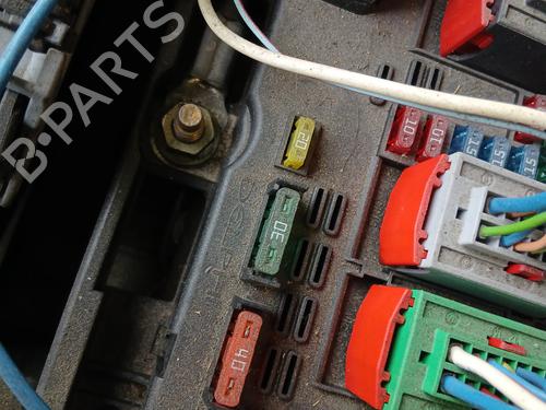 Used Fuse box PEUGEOT 307 Break (3E) 2.0 (136 hp) 31660685