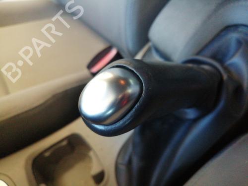 hand-brake-renault-megane-iii-hatchback-bz01_-b3_-2008-27249092 main image