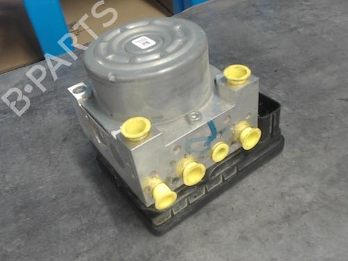 ABS Bremseaggregat RENAULT MEGANE IV Hatchback (B9A/M/N_) 1.5 Blue dCi 95 (B9A2, B9A6) (95 hp) 23795281