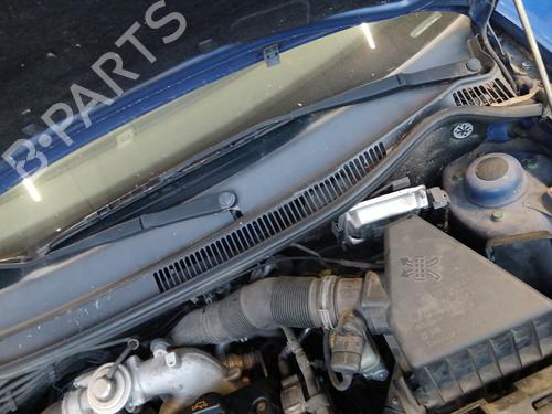 Used Front wiper motor SEAT IBIZA III (6L1) 1.4 TDI (75 hp) 30308663