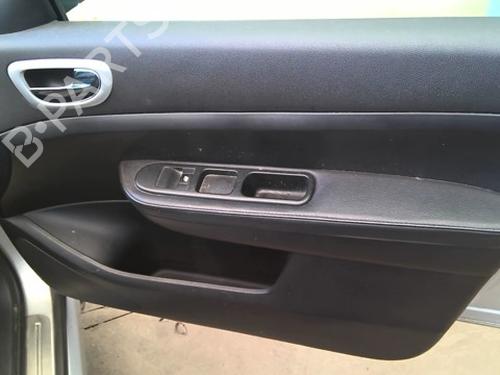 Used Front right window mechanism Front right window mechanism PEUGEOT 307 (3A/C) 2.0 HDi 135 (136 hp) 40498836 40498836