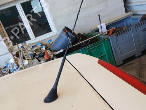Used Antenna/Base Antenna/Base VW POLO IV (9N_, 9A_) 1.4 TDI (70 hp) 35991404 35991404