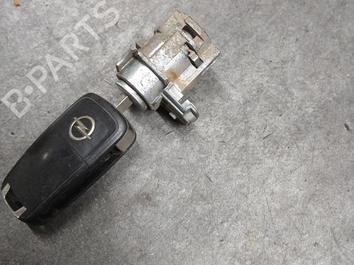 annen-opel-corsa-e-x15-2014-33330499 main image