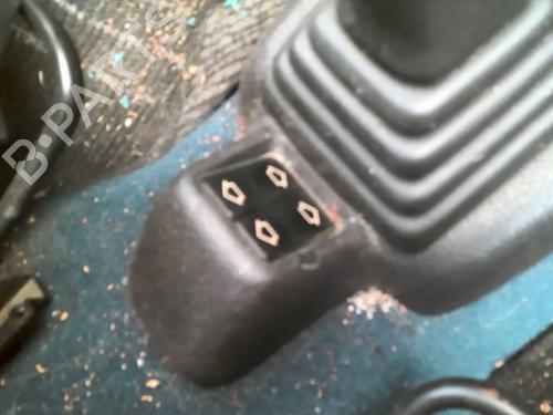 Used Right front window switch Right front window switch 39086729 39086729