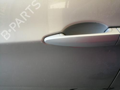 Venstre foran utvendig håndtak BMW 3 (E90) 318 d (143 hp) 26901697