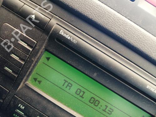 Radio SKODA OCTAVIA II Combi (1Z5) 2.0 TDI 4x4 | BP27654588E6 