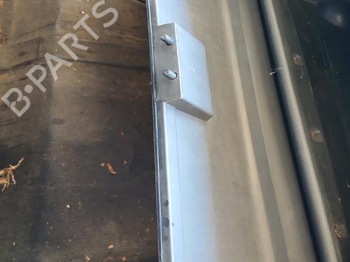 Used Glove box Glove box 37250547 37250547