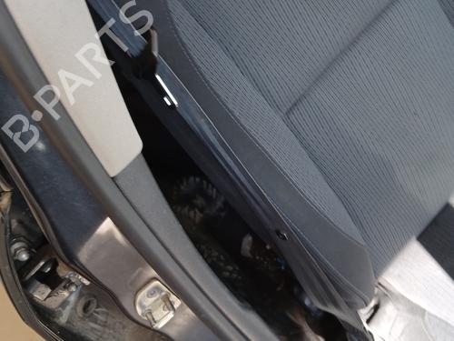 Sikkerhedssele foran højre Sikkerhedssele foran højre RENAULT LAGUNA III (BT0/1) 1.5 dCi (BT00, BT0A, BT0T, BT1J) (110 hp) 36009140 36009140