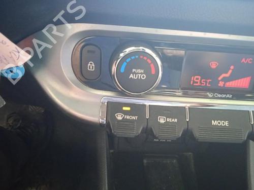 Used Climate control KIA RIO III (UB) 1.1 CRDi (75 hp) 21276958