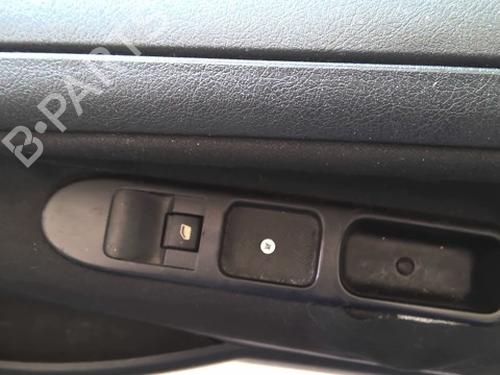 Used Right front window switch Right front window switch PEUGEOT 207 (WA_, WC_) 1.4 HDi (68 hp) 40437384 40437384