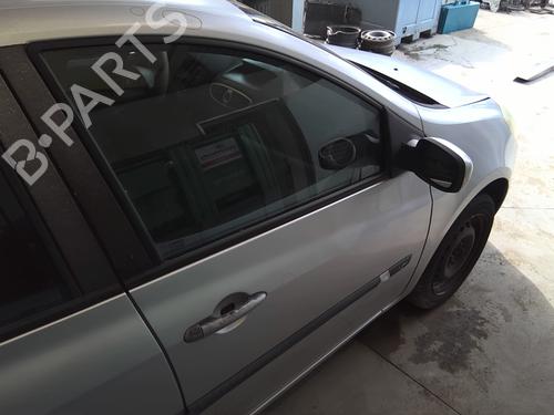 right-front-door-renault-clio-iii-br01-cr01-2005-2006-2007-2008-2009-2010-2011-2012-2013-2014-38637350 main image