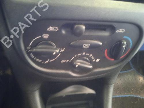 AC Styreenhet / Manøvreringsenhet PEUGEOT 206 CC (2D) 1.6 16V (2DNFUF, 2DNFUR) (109 hp) 21281080