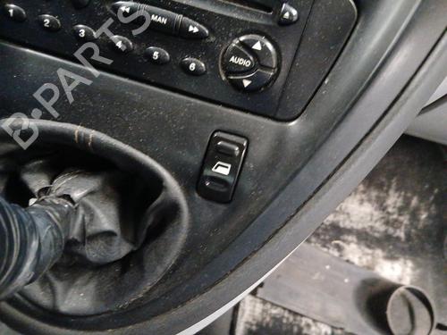 Used Right front window switch Right front window switch CITROËN XSARA PICASSO (N68) 2.0 HDi (90 hp) 31576727 31576727