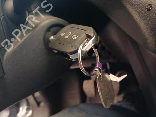 Used Ignition barrel Ignition barrel PEUGEOT 208 I (CA_, CC_) 1.2 VTI 82 (82 hp) 28621983 28621983