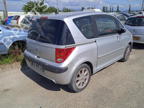 Right taillight PEUGEOT 1007 (KM_) 1.6 HDi | BP29359170C35  - Image 9