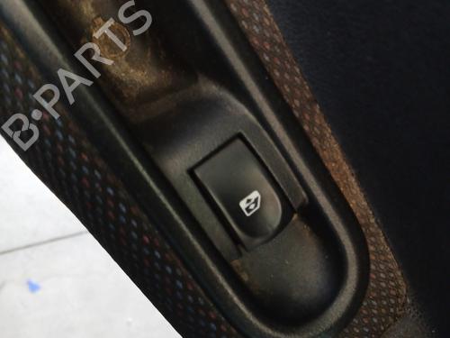 Comutador vidro trás esquerdo Comutador vidro trás esquerdo RENAULT CLIO III (BR0/1, CR0/1) 1.5 dCi (BR17, CR17) (86 hp) 33869698 33869698