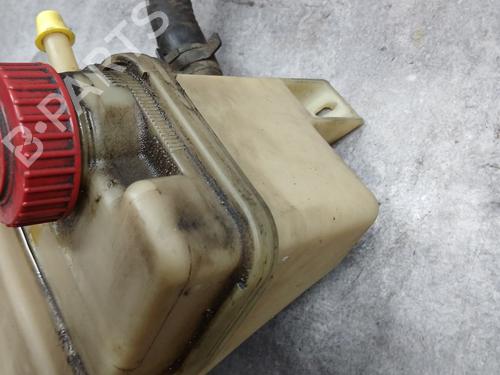 Used Power steering reservoir Power steering reservoir 28132266 28132266