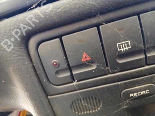 Used Warning switch Warning switch PEUGEOT 406 (8B) 2.0 16V (132 hp) 36009823 36009823