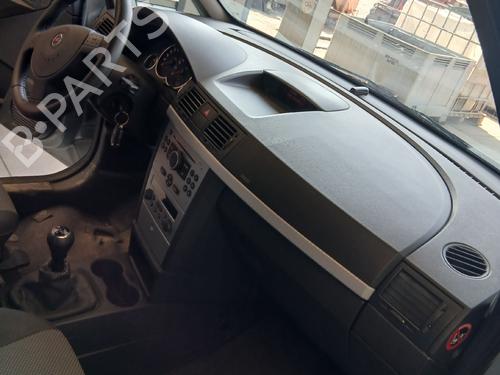 Dashboard OPEL MERIVA A MPV (X03) 1.6 (E75) | BP38058519C46 - Image 4