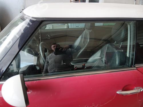 Used Front left door window Front left door window MINI MINI (R56) Cooper (120 hp) 33634094 33634094