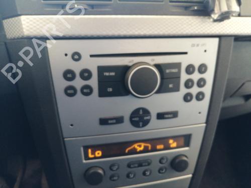 Radio OPEL MERIVA A MPV (X03) 1.7 CDTI (E75) 13292090