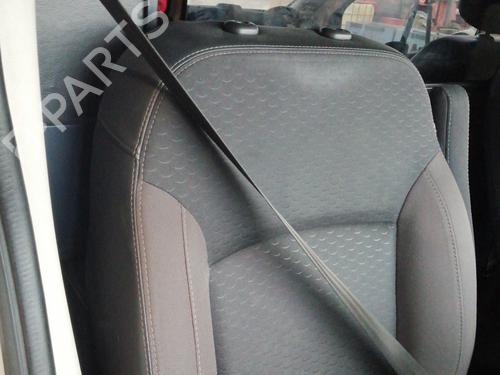 front-right-seatbelt-fiat-talento-van-296_-2016-24938465 main image