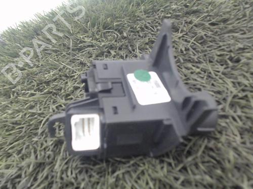 Used Switch Switch RENAULT GRAND SCÉNIC II (JM0/1_) 1.9 dCi (JM14) (131 hp) 20882347 20882347