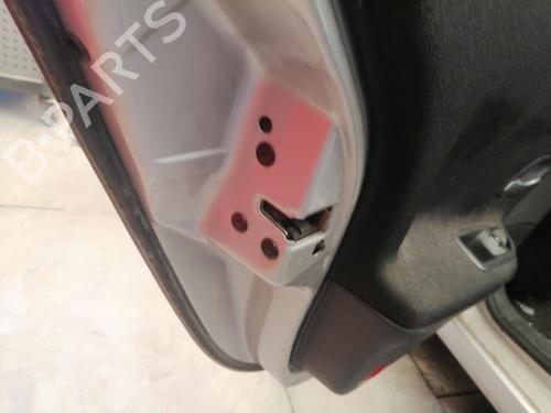 Rear left lock RENAULT LAGUNA II Grandtour (KG0/1_) 1.9 dCi 8200000657