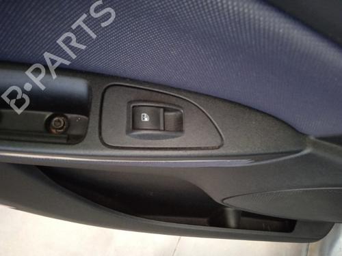 Used Left rear window switch FIAT BRAVO II (198_) 1.9 D Multijet (198AXB1A) (120 hp) 21279259