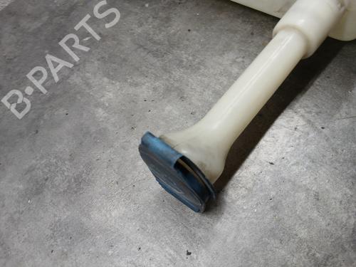 Windscreen washer tank VW TRANSPORTER T4 Van (70A, 70H, 7DA, 7DH) 2.5 TDI | BP28277070C113 