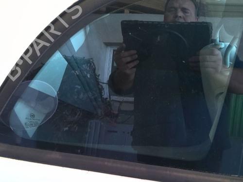 rear-right-quarter-glass-fiat-500-c-312_-2009-39006566 main image