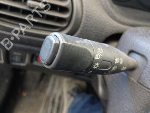 Used Switch PEUGEOT 206 Hatchback (2A/C) 2.0 HDI 90 (90 hp) 31642171