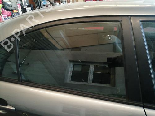 Used Rear right door window MAZDA 6 Hatchback (GG) 2.0 DI (GG14) (136 hp) 27316571