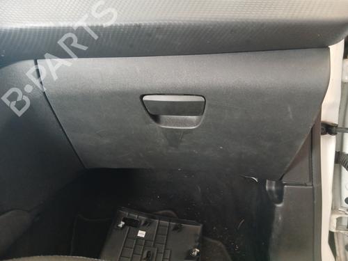 Used Glove box PEUGEOT 208 I (CA_, CC_) 1.2 VTI 82 (82 hp) 31883560